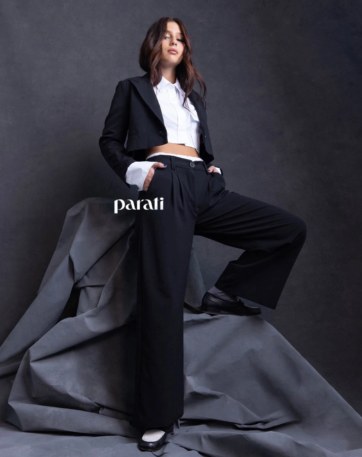 Torera, pantalón con cintura a contratono y camisa crop @lovelydenim