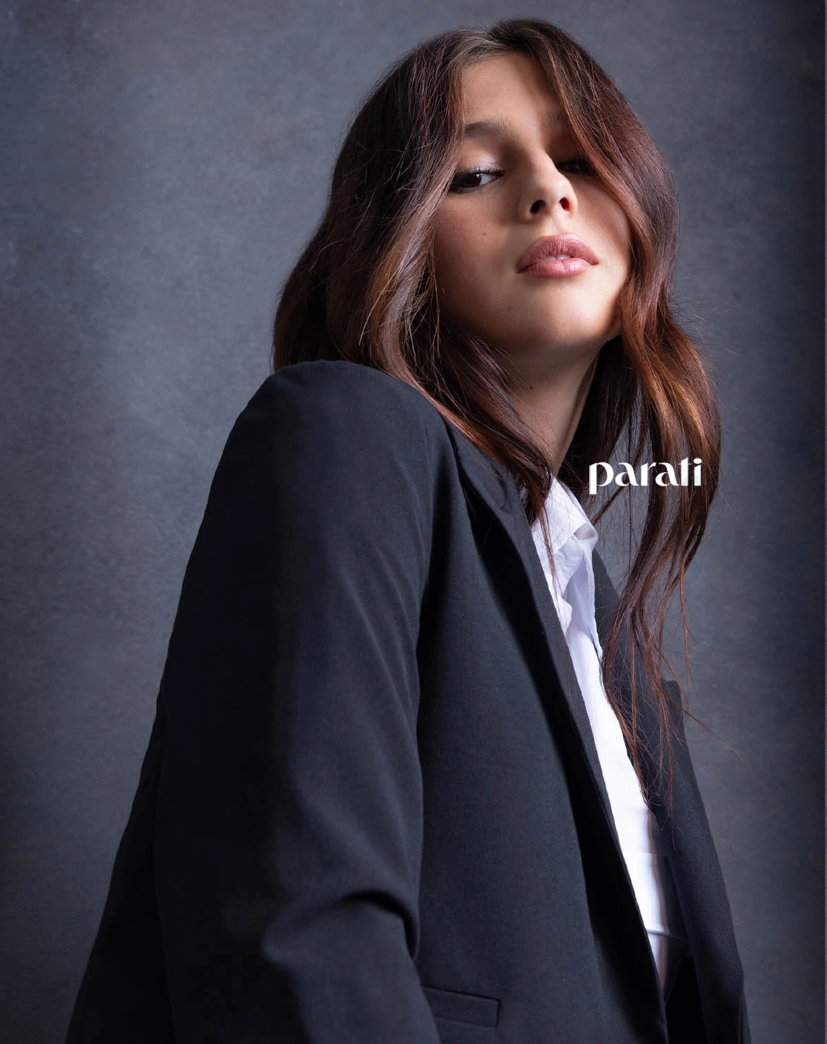 Torera, pantalón con cintura a contratono y camisa crop @lovelydenim