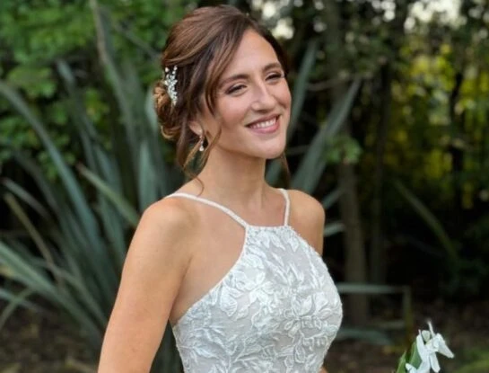Así fue el look de novia de Carolina Amoroso