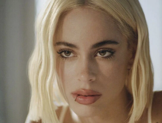 Por qué Tini Stoessel rompió en llanto en un vivo en Instagram