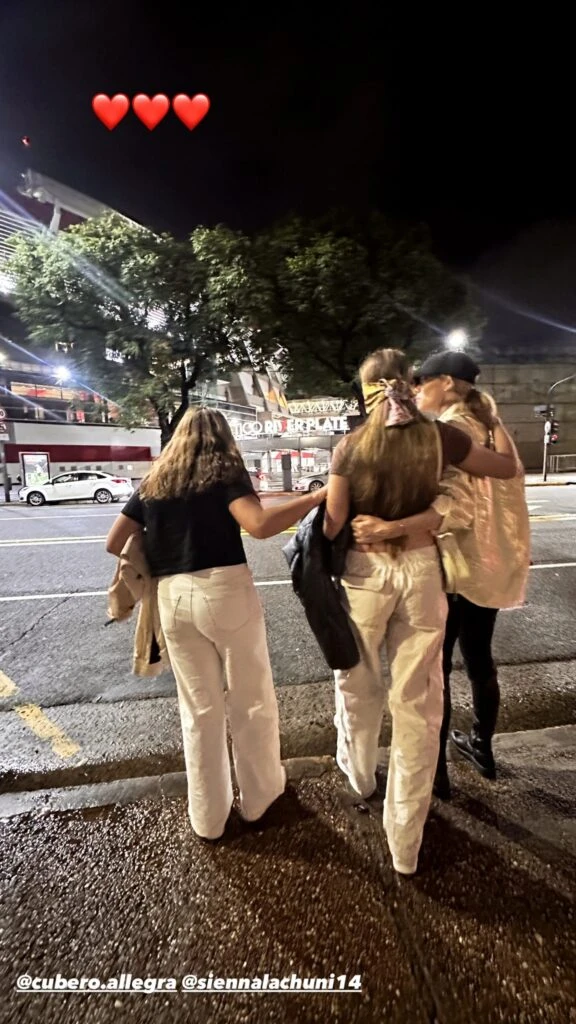 alegra subero, sorpresa en el estadio de river