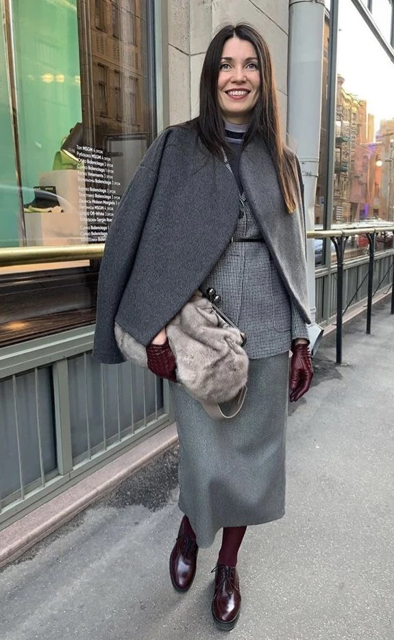 como usar los colores del otoño 2024 según el street style 