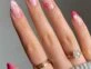 Colorful french tip nails, las uñas más coloridas que elige la Gen-Z
