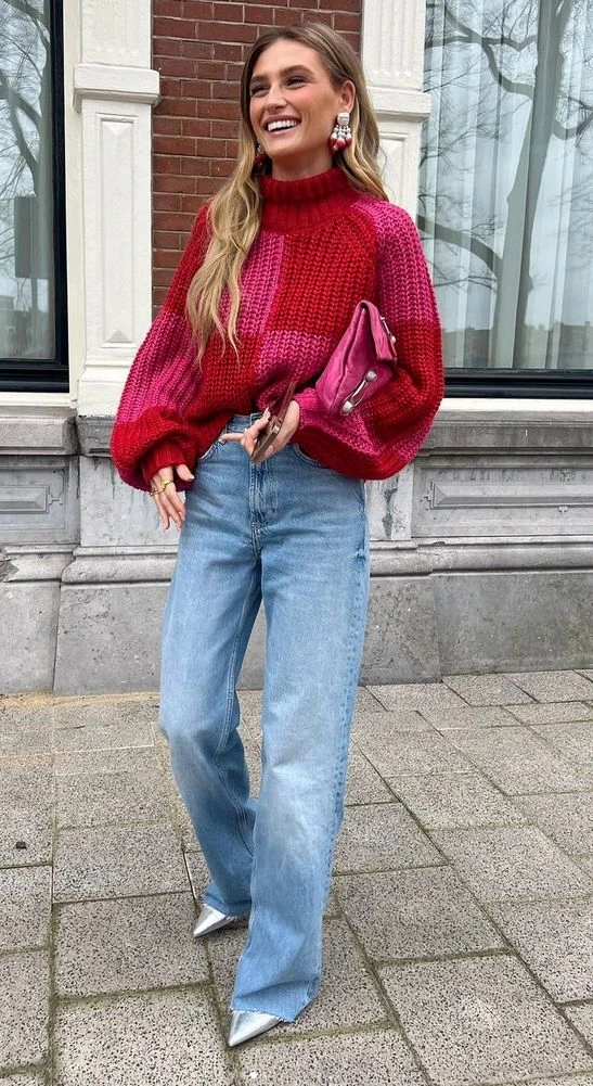 Guía de estilo: los suéteres rojos marcan tendencia en el street style