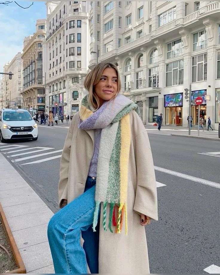 Guía de estilo: cómo lucir las bufandas, nuestras aliadas durante el invierno