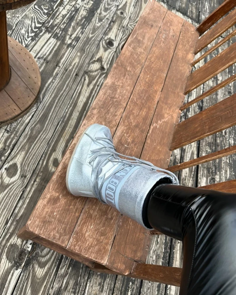 La china Suárez tiene las botas más virales de esta temporada