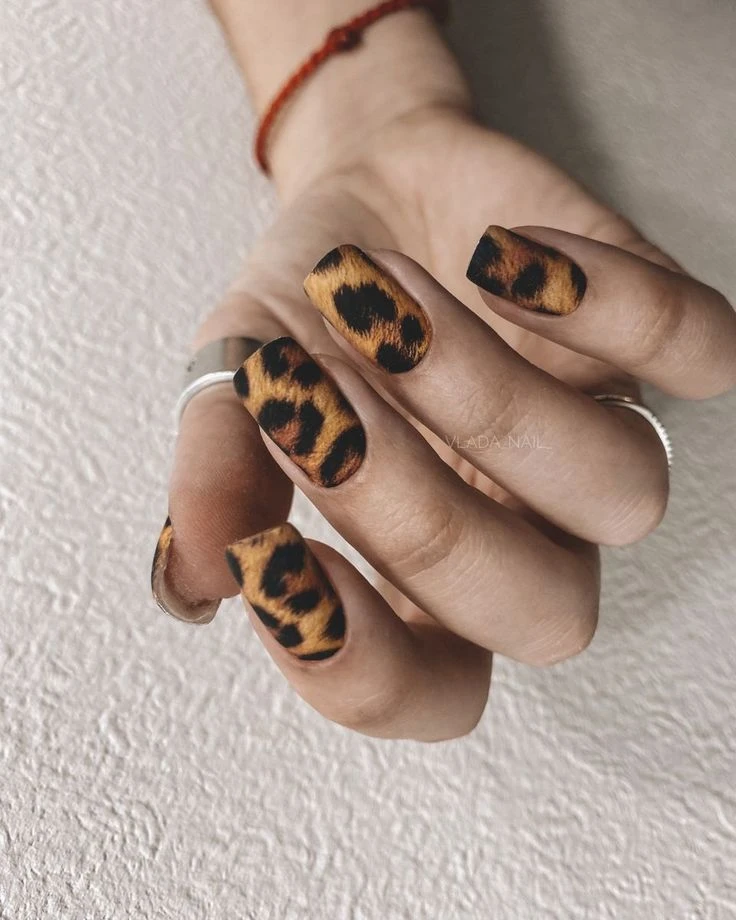 manicura animal print