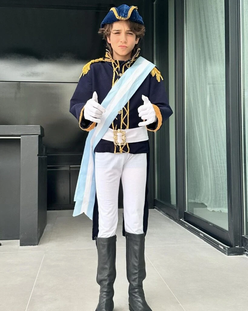 Malek Pocoví, listo para el acto escolar del 25 de mayo.