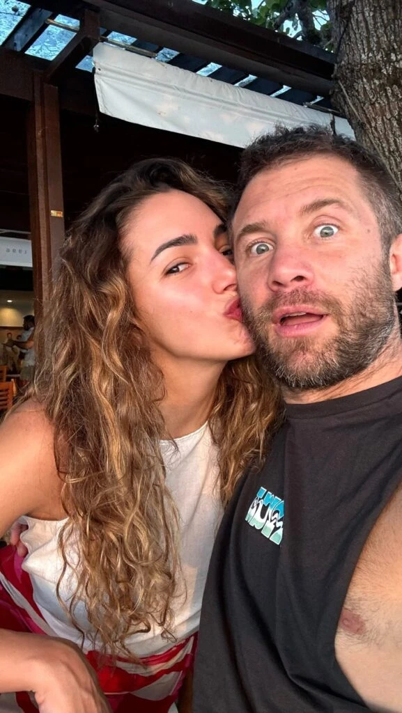 Thelma Fardín y Nico Riera en su viaje a Buzios