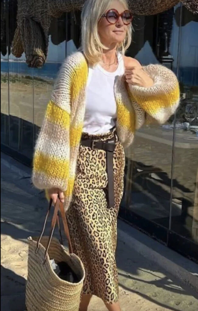 Así se usan los suéteres hechos a mano este otoño 2024. Foto: Pinterest.