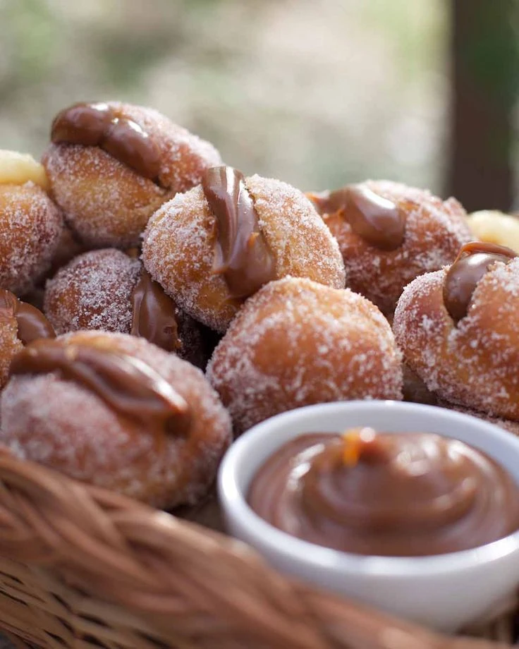 La mejor receta de bolas de fraile rellenas de dulce de leche para arrancar el fin de semana