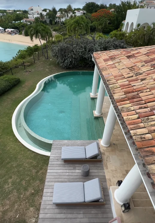 Las fotos del viaje de Pampita al Caribe junto a sus amigas