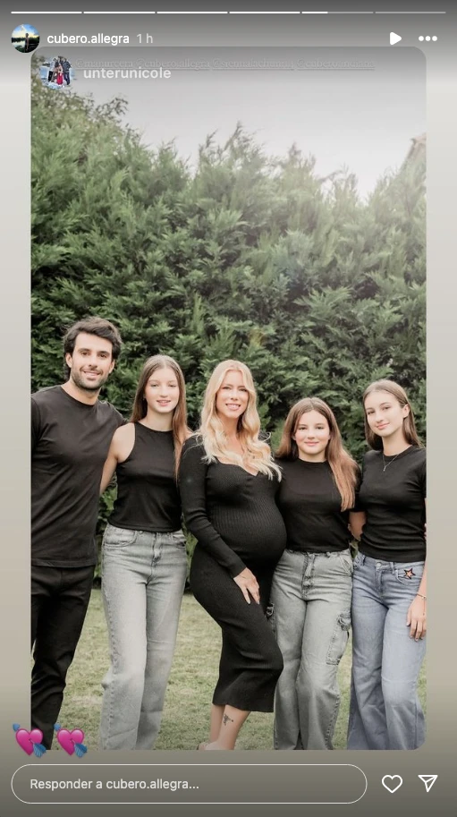 Una de las fotos de la producción familiar de Nicole, Urcera y las chicas que la modelo tuvo con Cubero. Foto IG.