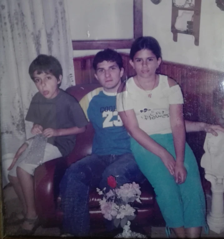 Fernando Pastorizzo y sus hermanos, Carla y Daniel