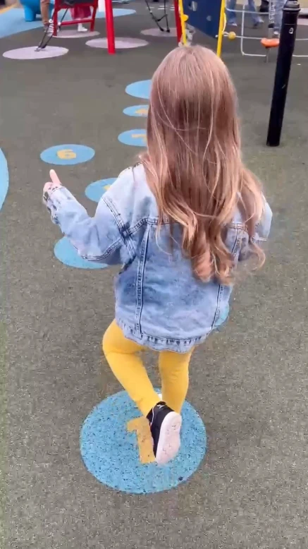 Claudia Villafañe organizó una salida junto a Roma, una de las hijas de Dalma Maradona: abuela y nieta compartieron una tarde muy especial.