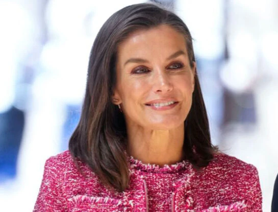 Letizia confirma que la zapatillas son las mejores aliadas para armar un buen look