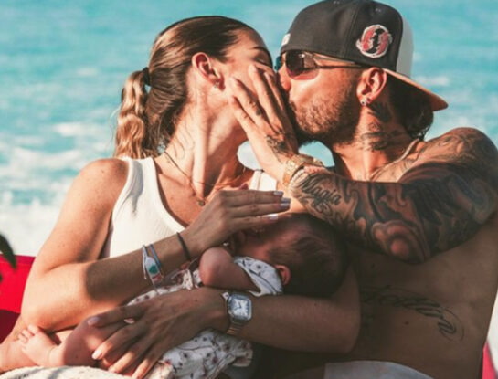 Las fotos de Maluma y su familia en unas playas paradisíacas