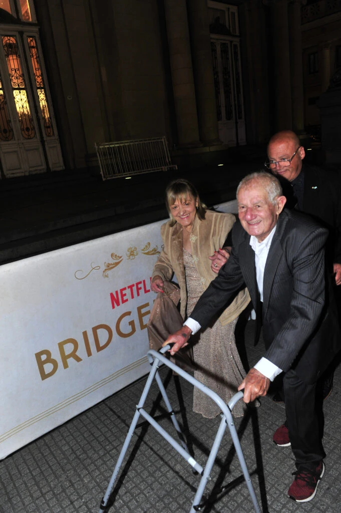 Vidriera: de Sofía Gonet a Eva Bargiela, los looks de los famosos en la falsa boda de Nico Occhiato y Flor Jazmín Peña
