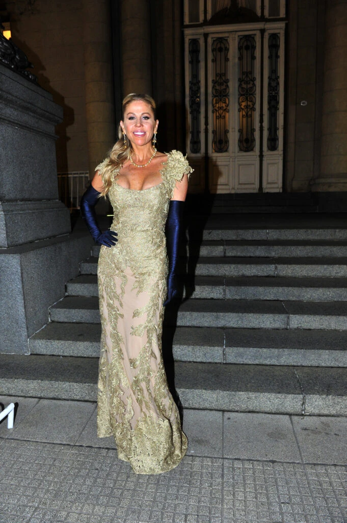 Vidriera: de Sofía Gonet a Eva Bargiela, los looks de los famosos en la falsa boda de Nico Occhiato y Flor Jazmín Peña