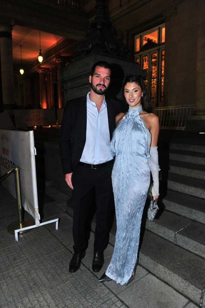 Vidriera: de Sofía Gonet a Eva Bargiela, los looks de los famosos en la falsa boda de Nico Occhiato y Flor Jazmín Peña