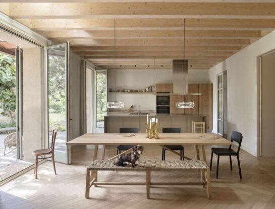 Así se diseñó una 'casa de campo' en plena ciudad