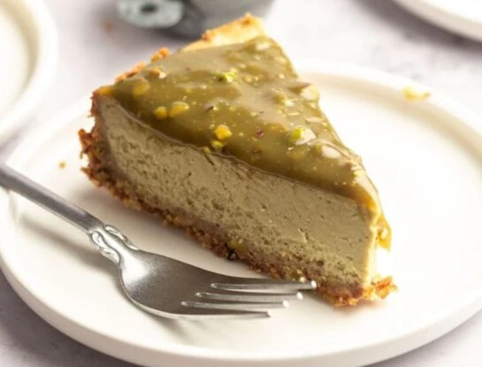 La receta ideal de cheesecake de pistacho para enamorar a tus invitados