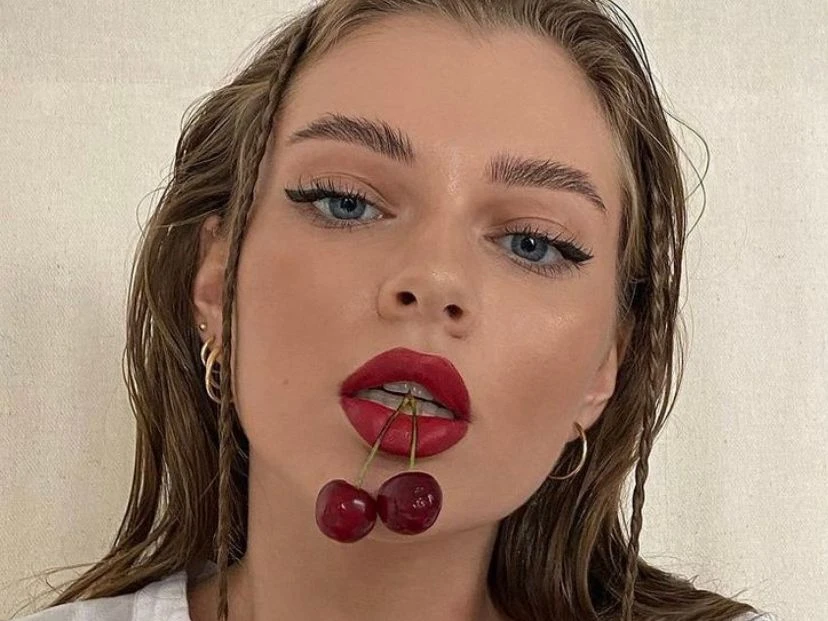Cherry make up, el maquillaje más trendy que marca tendencia en el otoño