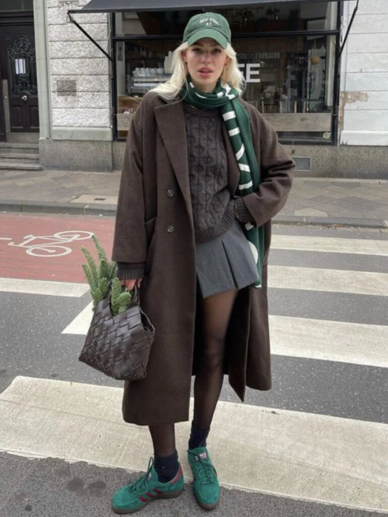 Estos son los looks más cancheros para sobrevivir al frío. Foto: Pinterest. 