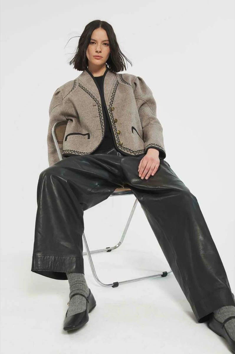 Antik Batik , otoño invierno 2024