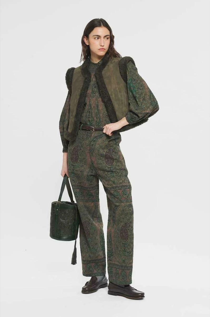 Antik Batik , otoño invierno 2024