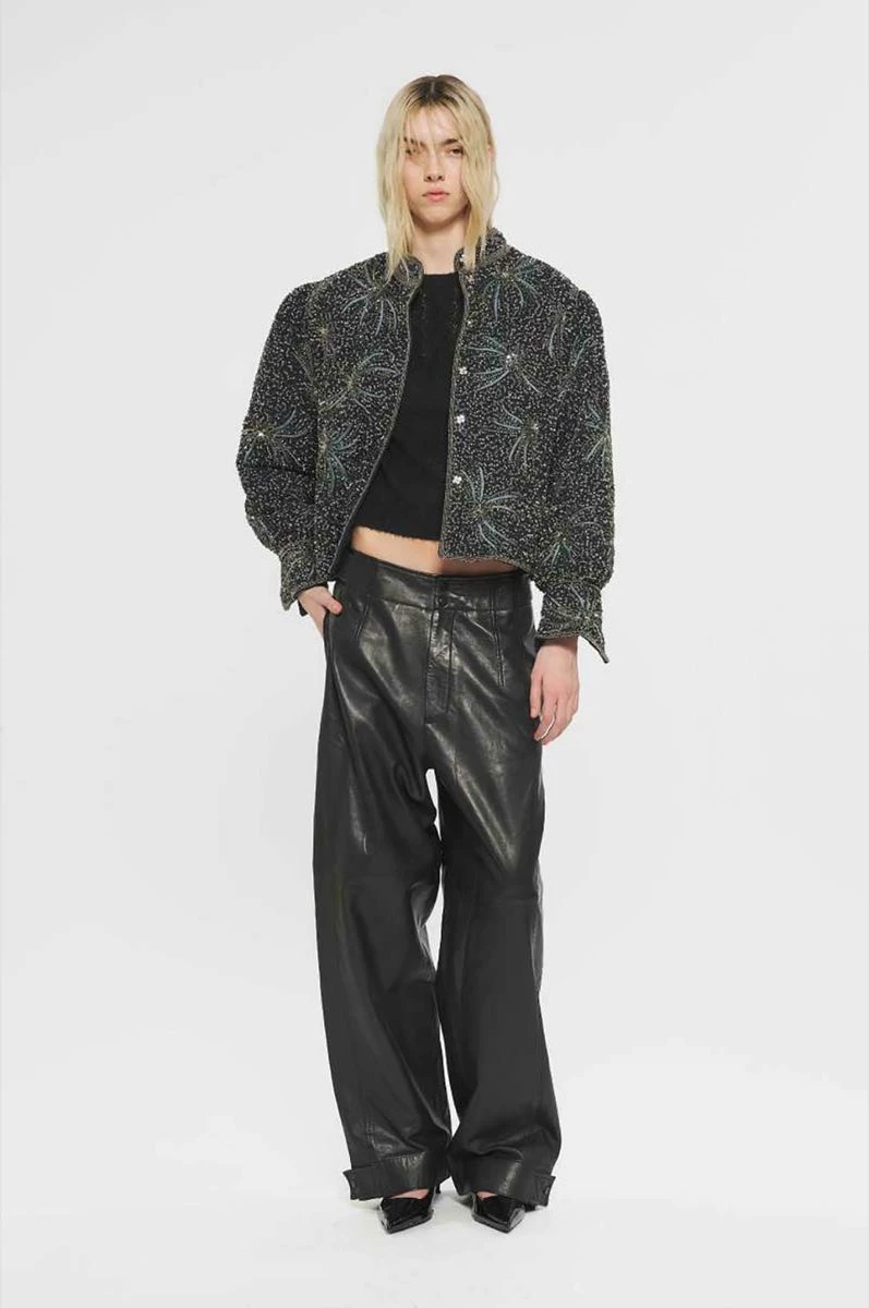 Antik Batik , otoño invierno 2024