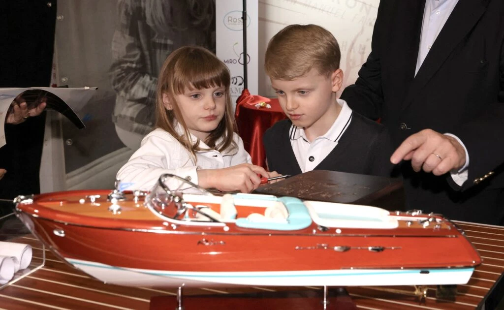 La princesa Gabriella de Mónaco se lució con un look fashionista