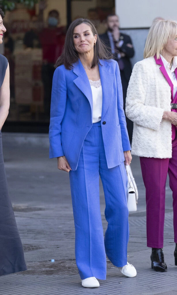 Letizia marcó tendencia con un look sastrero. Foto: Fotonoticias.