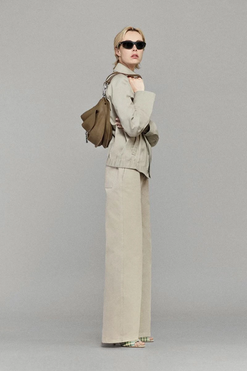 Burberry 2025 Resort