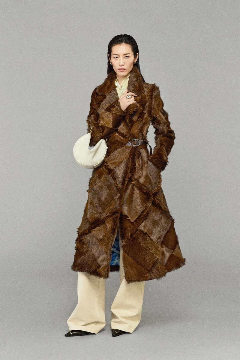 Burberry 2025 Resort