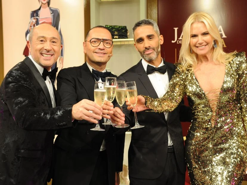 Regreso de La Jaula de la Moda