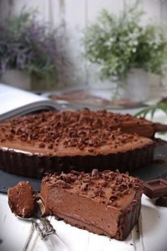 Tarta de chocolate sin horno y bien cremosa: una receta súper fácil de hacer