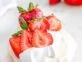 Cómo hacer pavlova con frutillas: la receta de Agustina Vives para que la prepares en casa