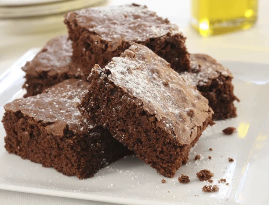 Brownies de chocolate integrales y con yogur: la receta más saludable apta para golosos