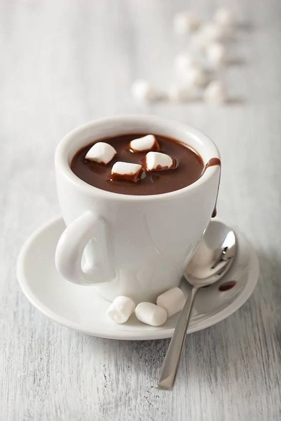 Merienda a prueba de frío: la receta chocolate caliente perfecta para la tarde invernal