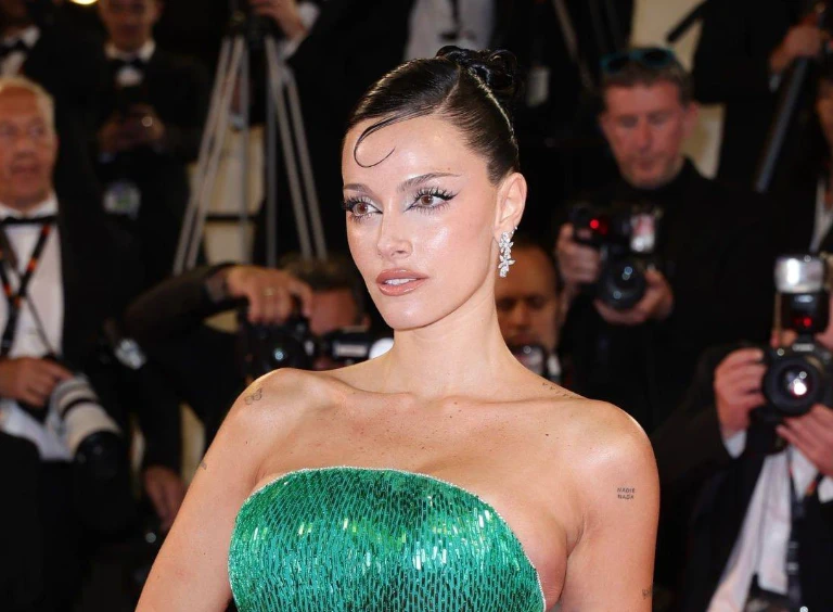 Oriana Sabatini impactó con un look a puro glamur en Cannes