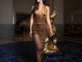 Bella Hadid se sumó a la tendencia del naked dress en Cannes 