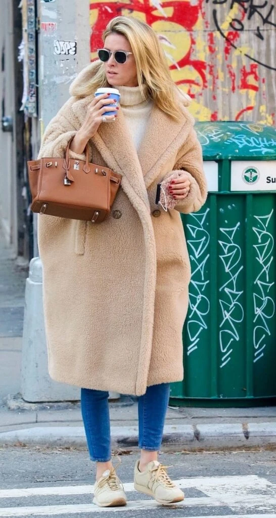 Looks urbanos con abrigos furry