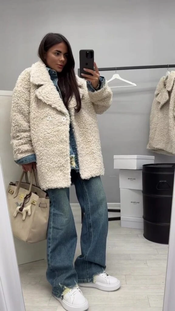 Looks urbanos con abrigos furry