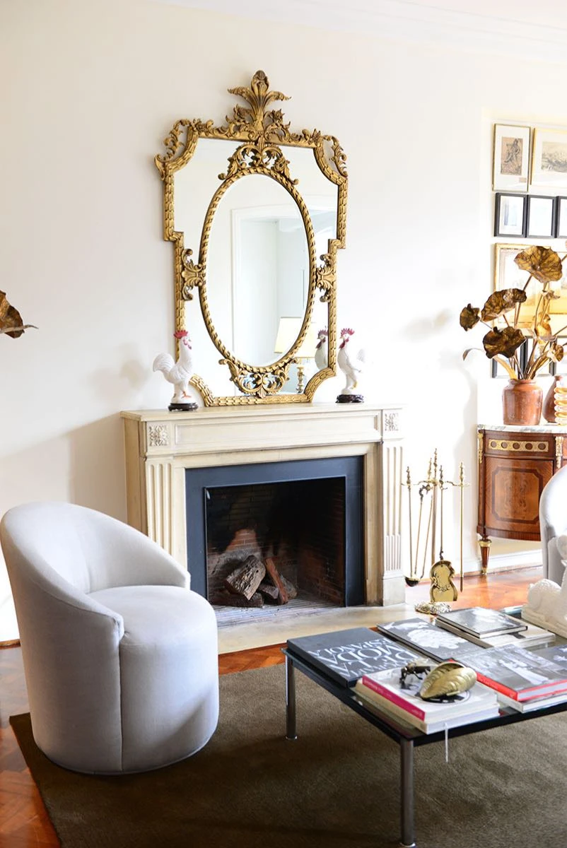 “Es una contemporánea atemporalidad”, reflexiona Adrián Brown sobre el estilo de su casa. 