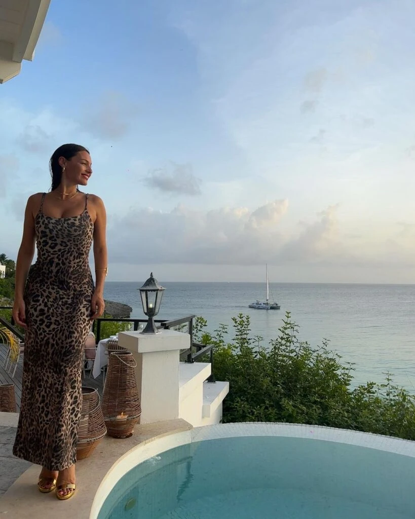 Pampita y su look animal print