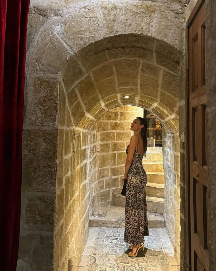 Pampita y su look animal print