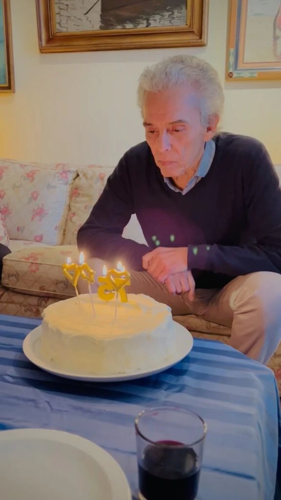 Jairo en su festejo por sus 75 años