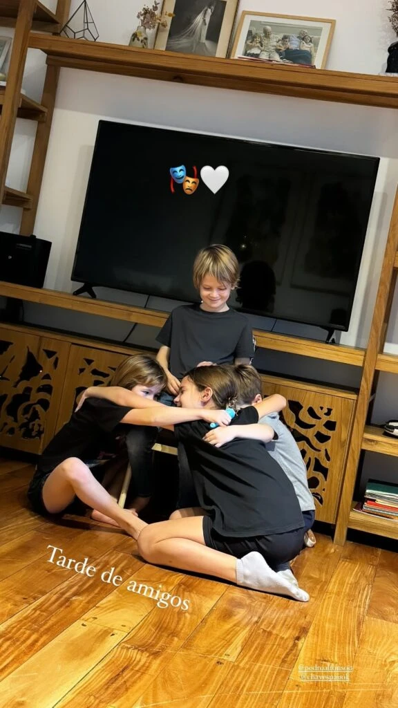 La tarde de juegos entre Paula Chaves, Marcela Kloosterboer y sus parejas