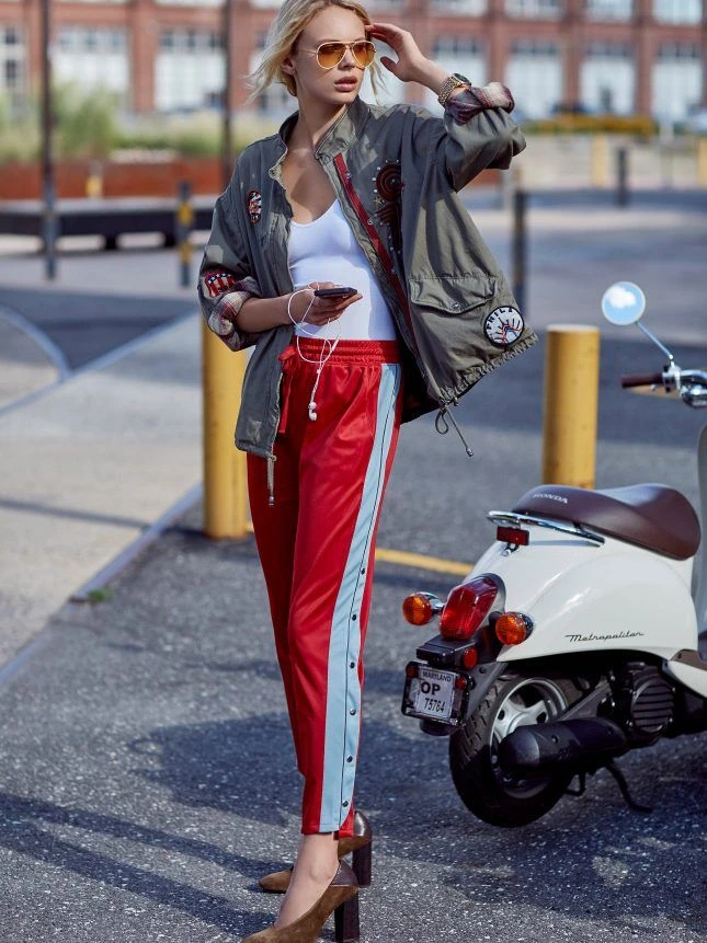 7 looks deportivos inspirados en el street style